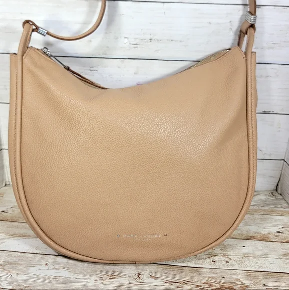 MARC JACOBS Falafel Leather Saddle Bag In Cocoon - Picture 5 of 14